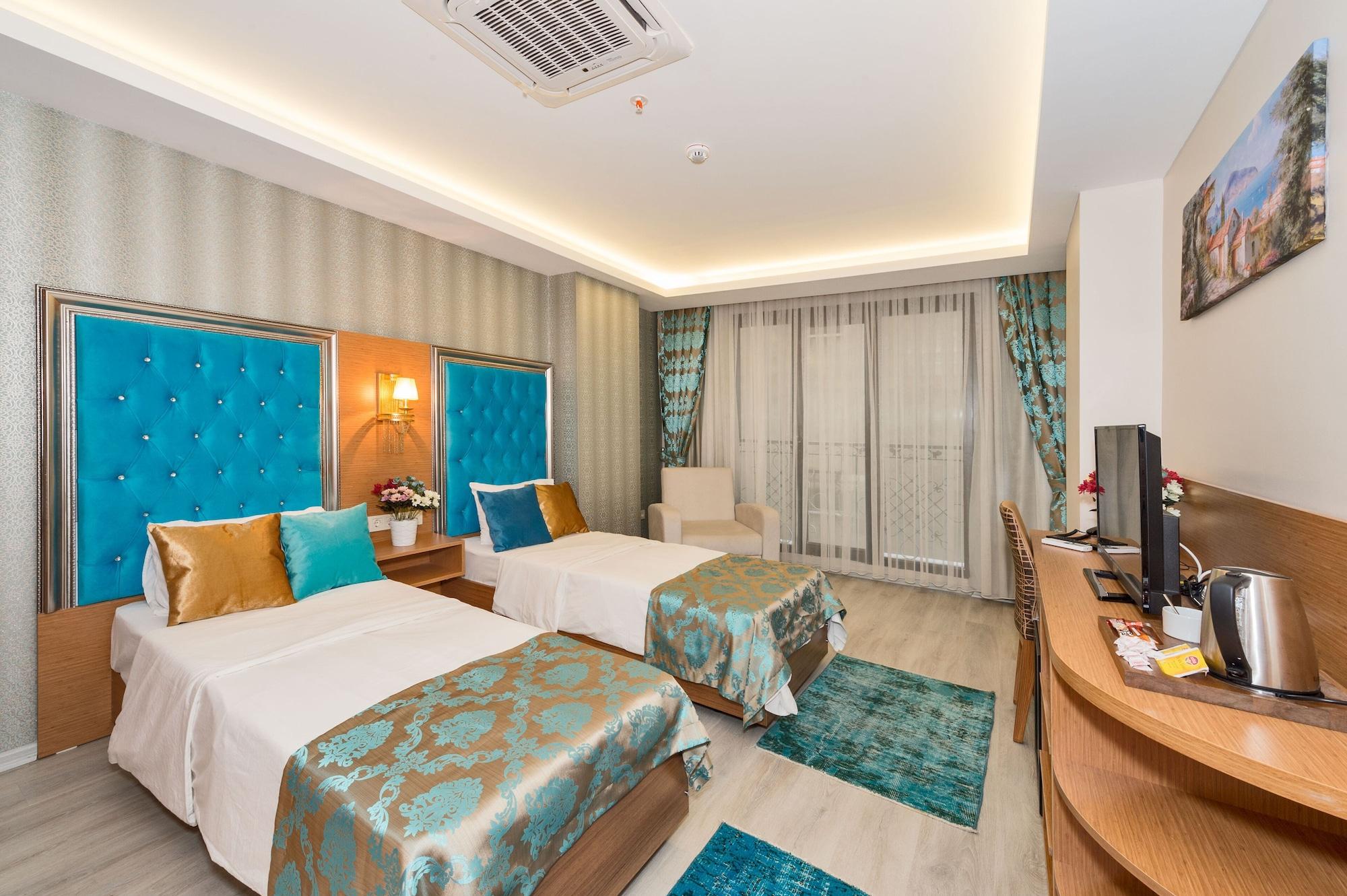 Grand Palace Hotel Istanbul Exterior photo