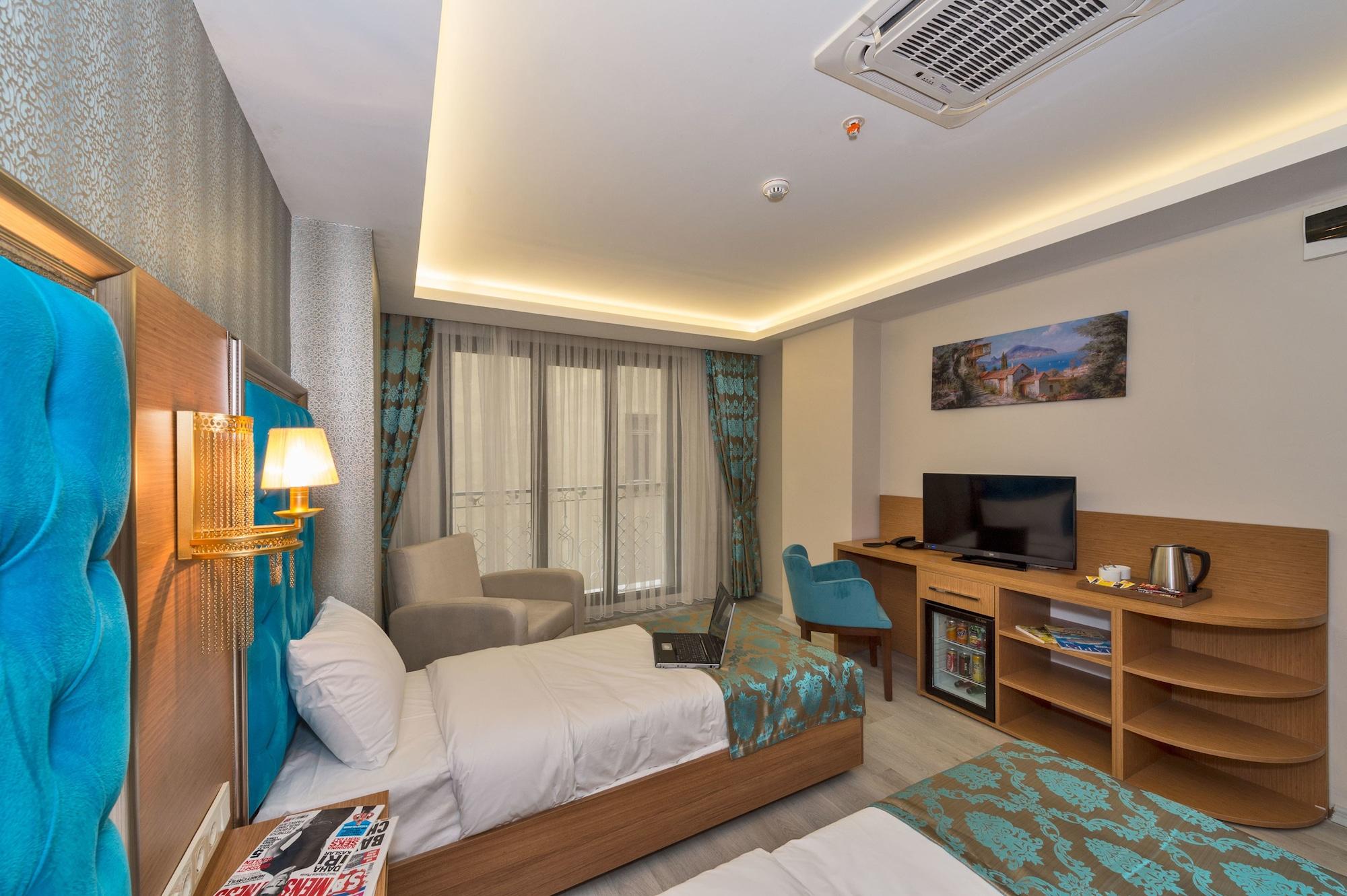 Grand Palace Hotel Istanbul Exterior photo